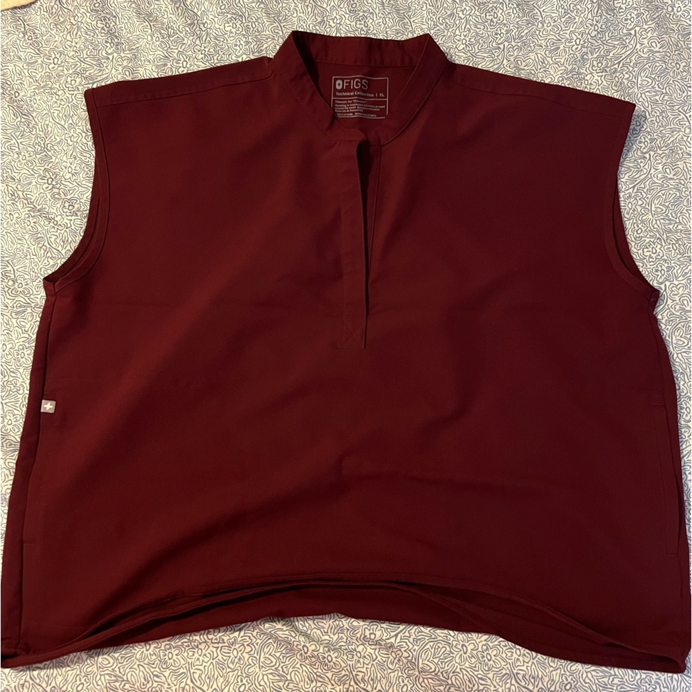 Rafaela scrub top